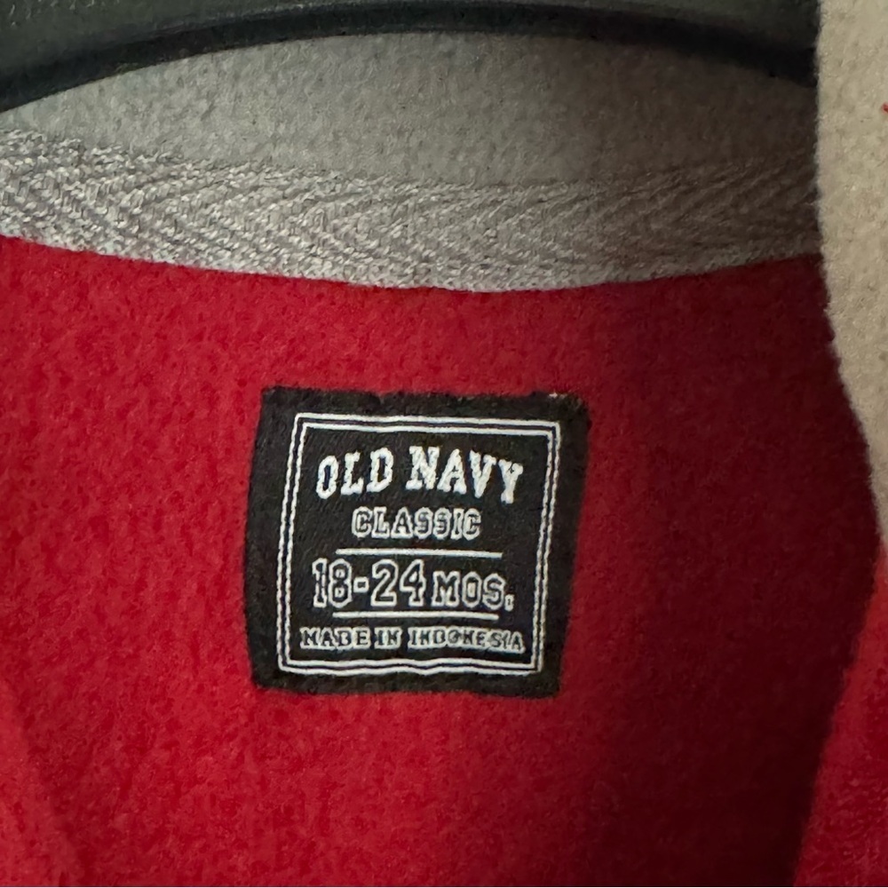 Old Navy Toddler 18-24M Red Fleece 1/4 Zip Pullover Sweater Top Soft Warm Cozy - Picture 3 of 10